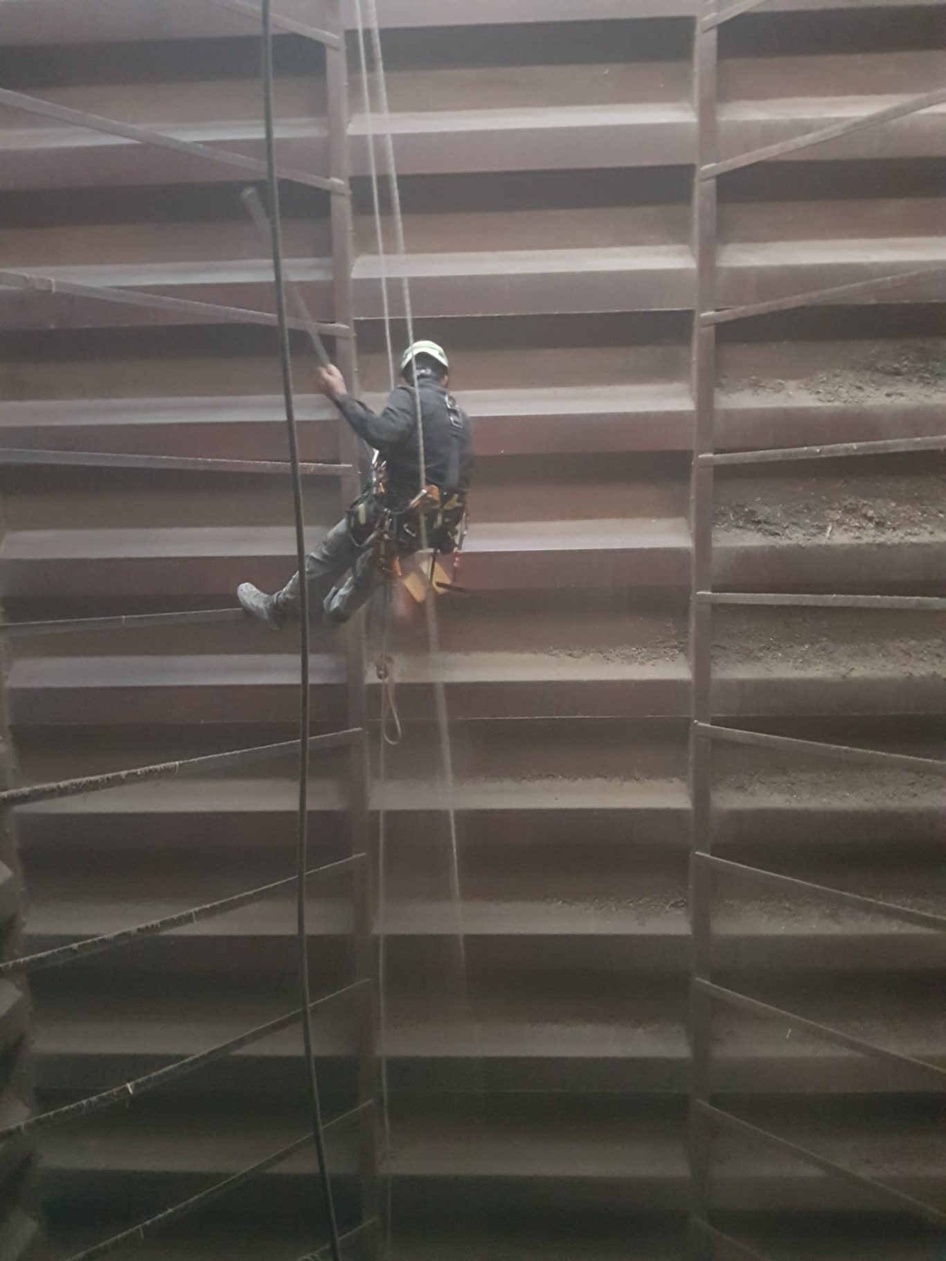 Nettoyage de silo à grain Nettoyage de silo à grain